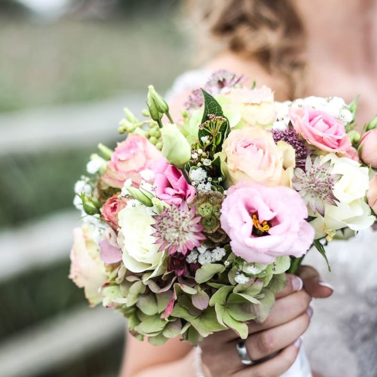 5 fleurs populaires mariage